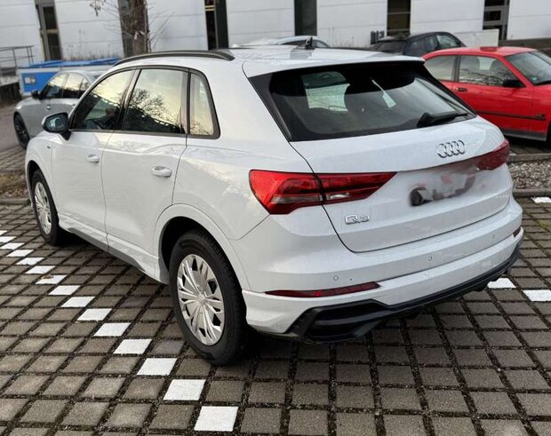 Heckschaden Audi Q3